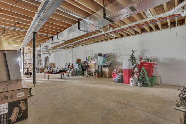 10665 State Route 93 N, Logan, OH 43138