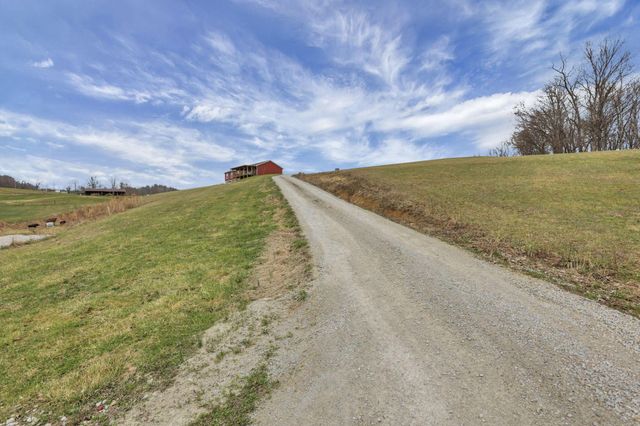 10665 State Route 93 N, Logan, OH 43138