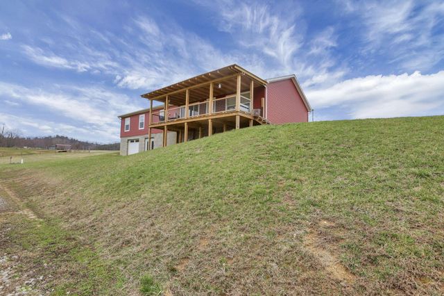 10665 State Route 93 N, Logan, OH 43138