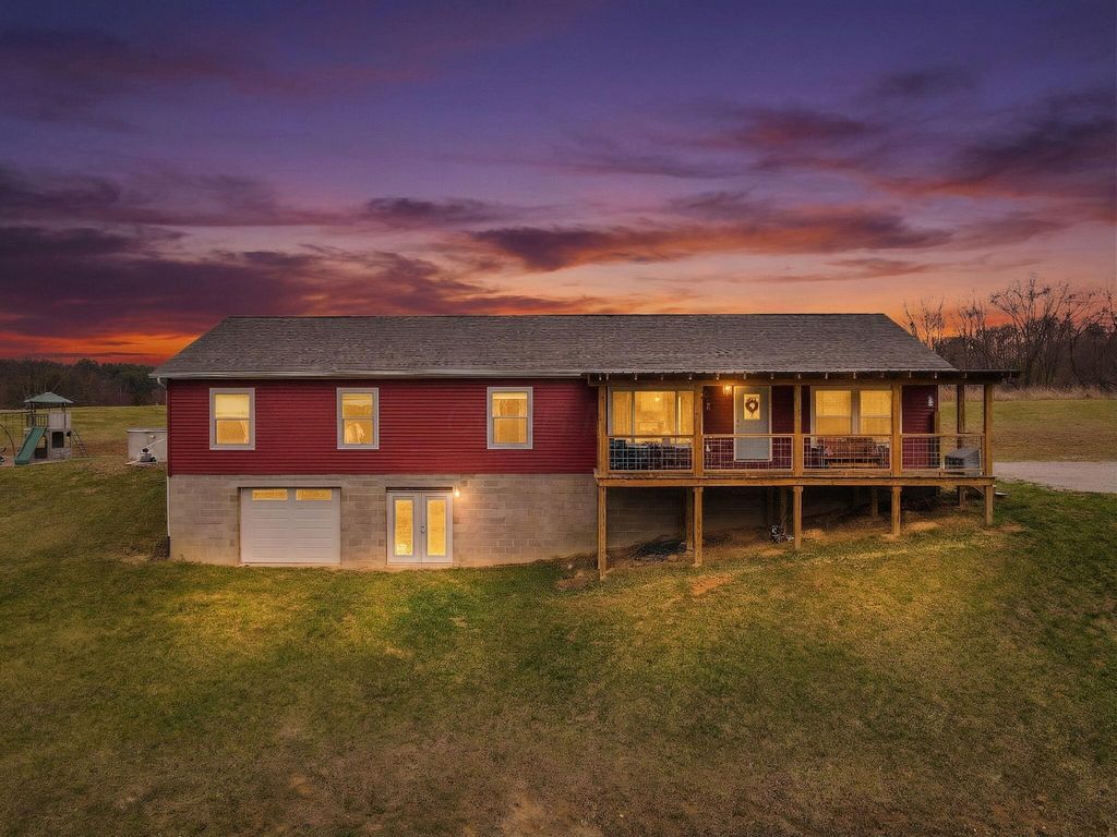 10665 State Route 93 N, Logan, OH 43138