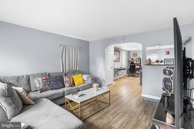 4 CREEKVIEW, Bordentown, NJ 08620