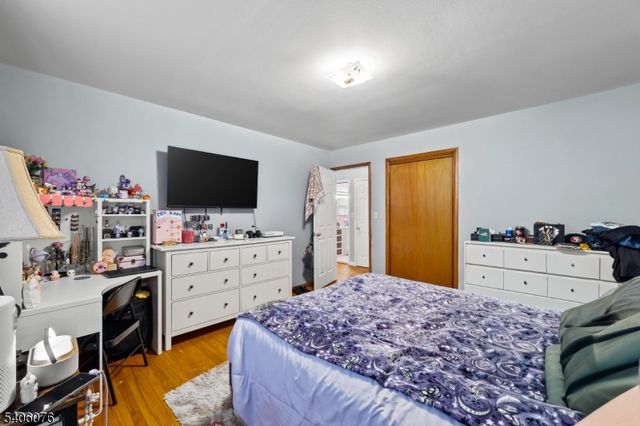 19 Inwood St, Clifton City, NJ 07011