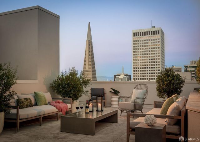 875 California Street 202, San Francisco, CA 94108