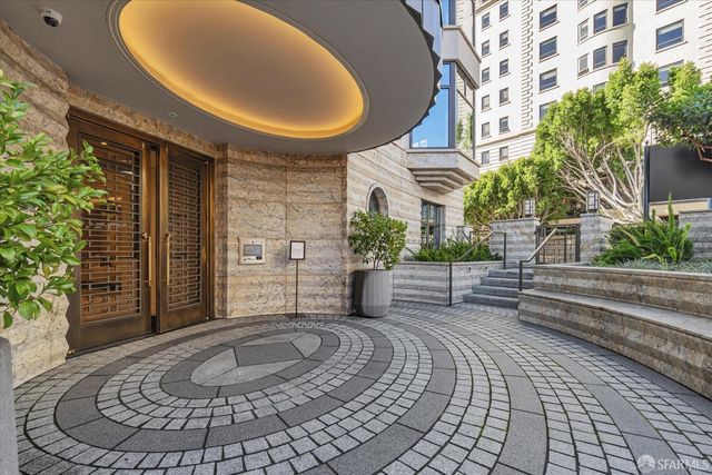 875 California Street 202, San Francisco, CA 94108