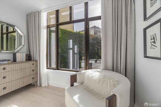 875 California Street 202, San Francisco, CA 94108