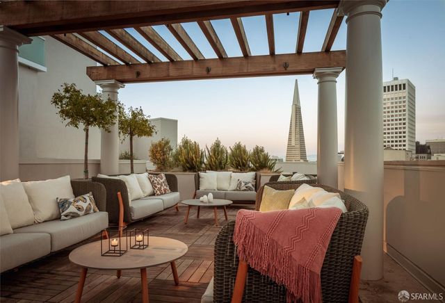 875 California Street 202, San Francisco, CA 94108