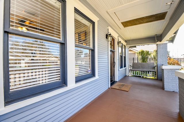 1124 E 14th Street, Houston, TX 77009