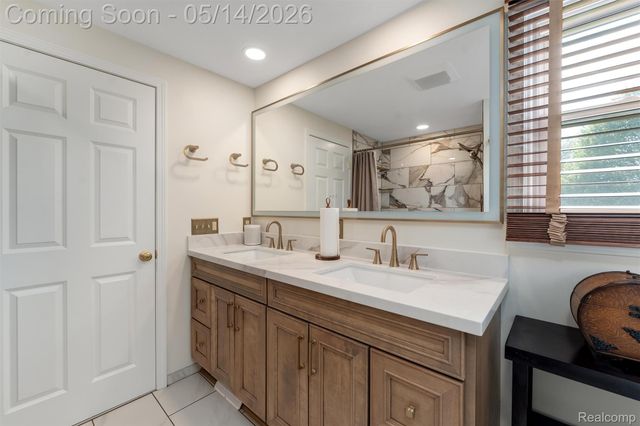 7225 Camelia Court, Canton Charter Township, MI 48187