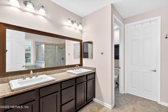 222 SARAH ELIZABETH Drive, St. Johns, FL 32259