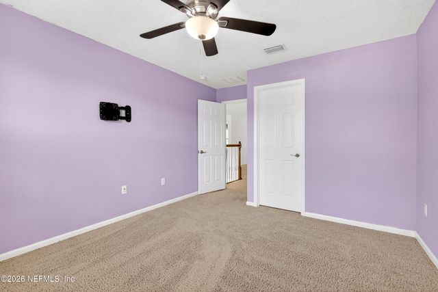 222 SARAH ELIZABETH Drive, St. Johns, FL 32259