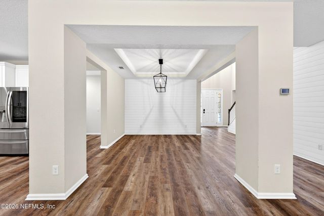 222 SARAH ELIZABETH Drive, St. Johns, FL 32259