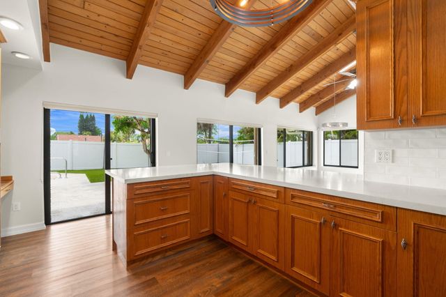 21111 Escondido Way, Boca Raton, FL 33433
