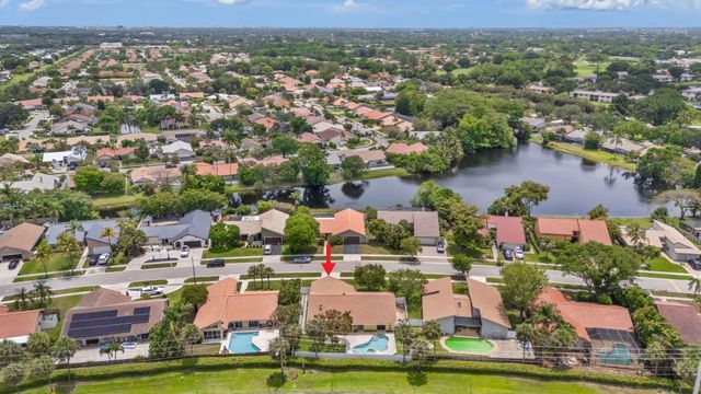 21111 Escondido Way, Boca Raton, FL 33433