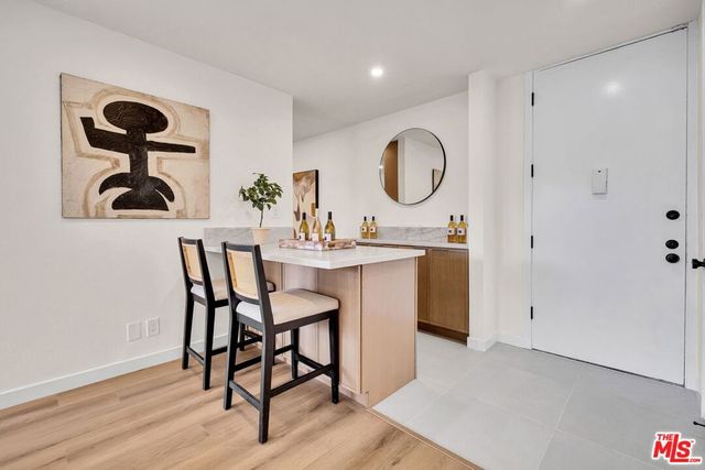 6050 Canterbury Drive E313, Culver City, CA 90230