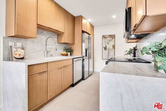 6050 Canterbury Drive E313, Culver City, CA 90230