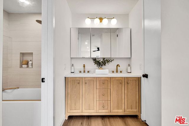 6050 Canterbury Drive E313, Culver City, CA 90230