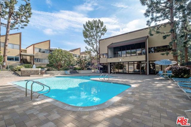 6050 Canterbury Drive E313, Culver City, CA 90230