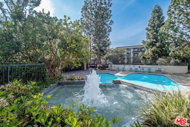 6050 Canterbury Drive E313, Culver City, CA 90230
