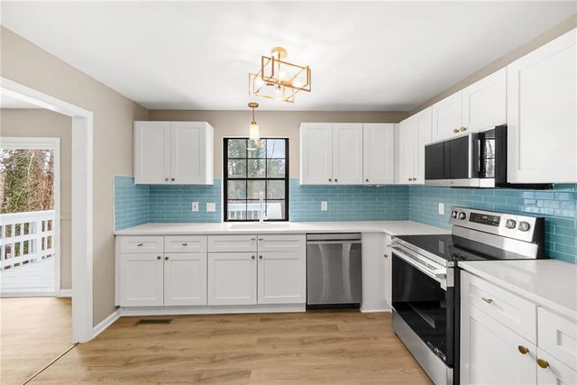 6595 Oakwood Drive, Douglasville, GA 30135