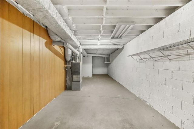 6595 Oakwood Drive, Douglasville, GA 30135