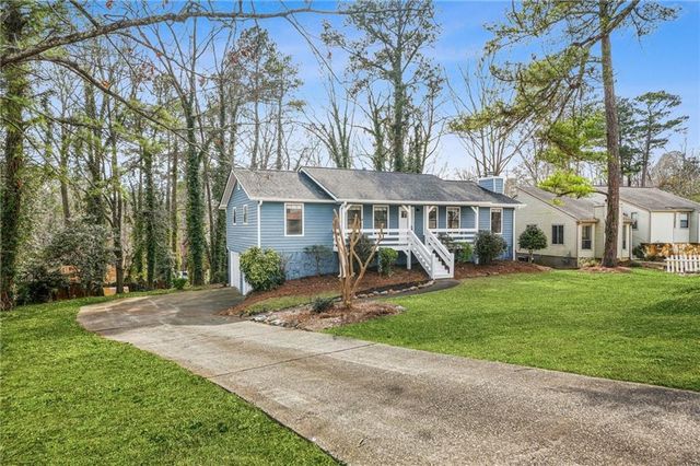 6595 Oakwood Drive, Douglasville, GA 30135