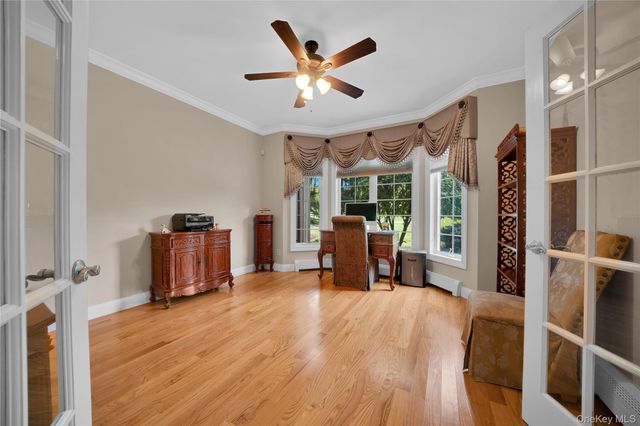 12 Stone Meadow Lane, Suffern, NY 10901