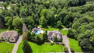 12 Stone Meadow Lane, Suffern, NY 10901