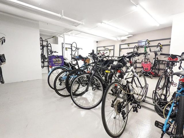 24-65 38th Street 9C, Astoria, NY 11103