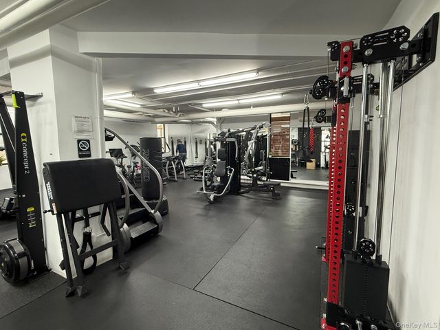 24-65 38th Street 9C, Astoria, NY 11103