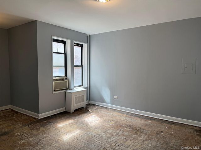 24-65 38th Street 9C, Astoria, NY 11103