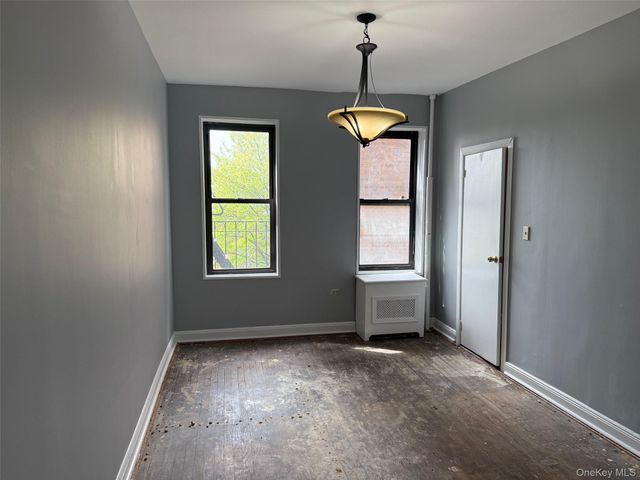 24-65 38th Street 9C, Astoria, NY 11103