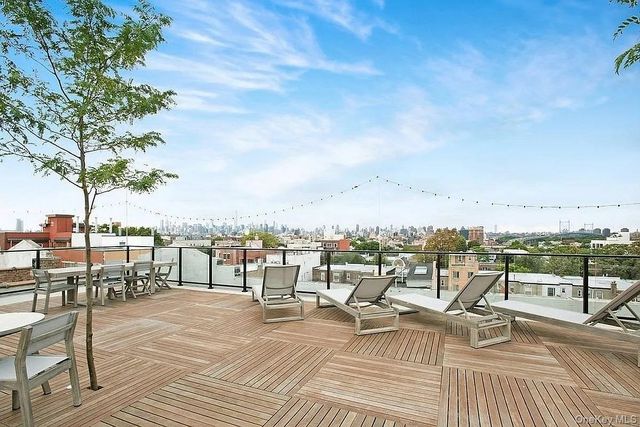 24-65 38th Street 9C, Astoria, NY 11103