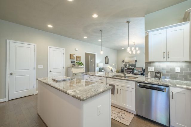 314 Settlers RD, Fincastle, VA 24090