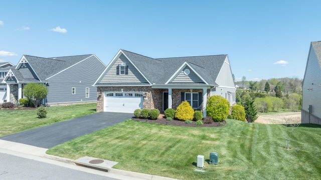 314 Settlers RD, Fincastle, VA 24090