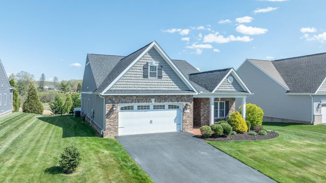 314 Settlers RD, Fincastle, VA 24090