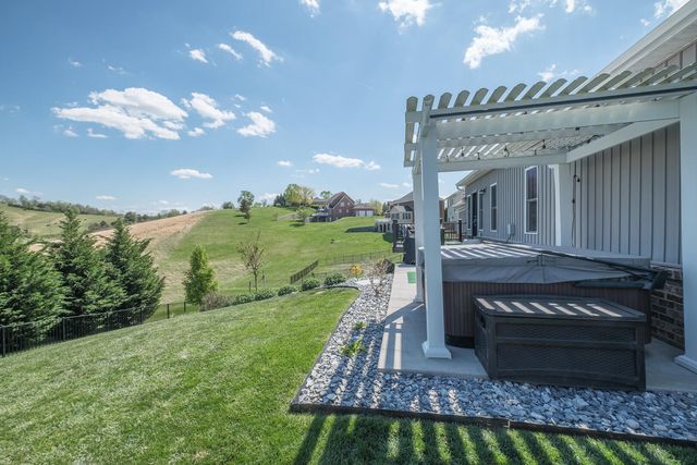 314 Settlers RD, Fincastle, VA 24090
