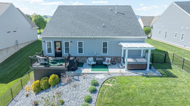 314 Settlers RD, Fincastle, VA 24090