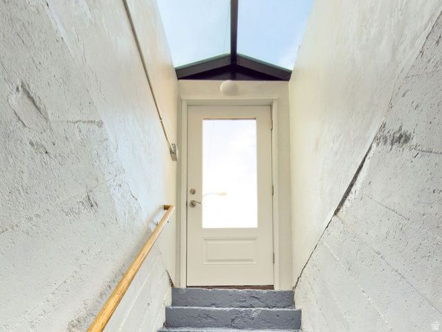 182 S. MAIN ST, Helper, UT 84526