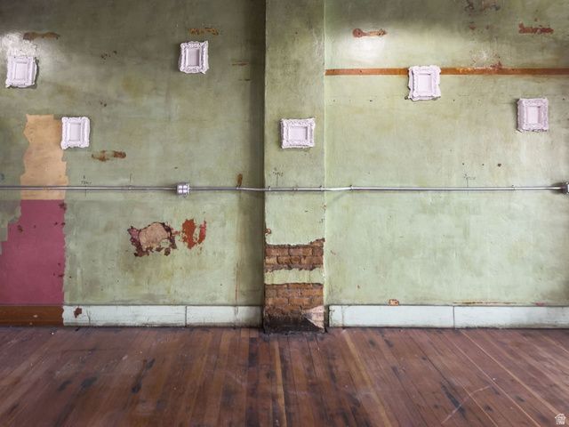 182 S. MAIN ST, Helper, UT 84526