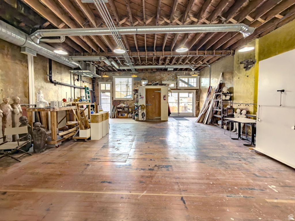 Image 9 of property listing at 182 S. MAIN ST, Helper, UT 84526