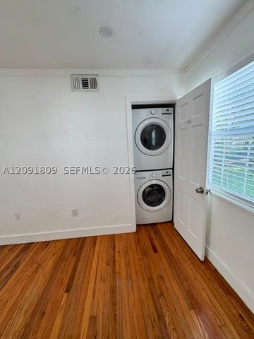 15 Sidonia Ave 2, Coral Gables, FL 33134