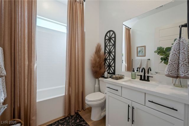 965 Tony Willis Court, Las Vegas, NV 89138