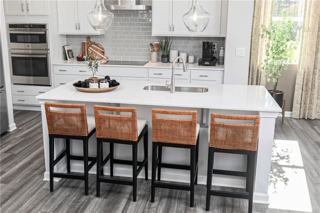 129 Jacobs Hollow Street, Lawrenceville, GA 30046