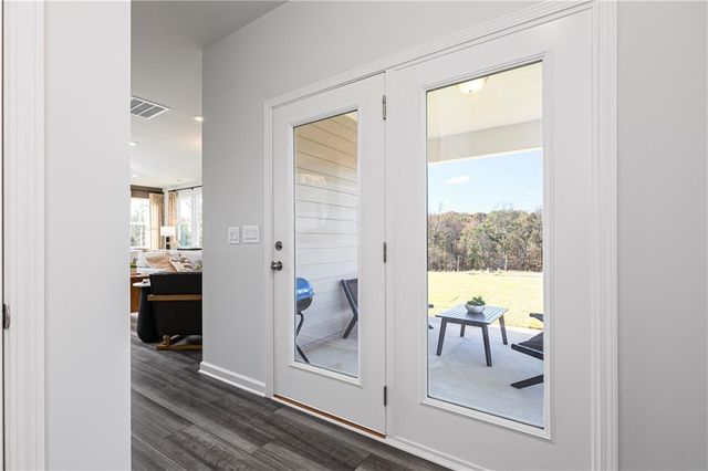 129 Jacobs Hollow Street, Lawrenceville, GA 30046