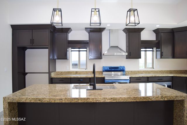 462 Calle Cipres, Rio Rico, AZ 85648