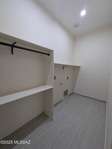 462 Calle Cipres, Rio Rico, AZ 85648