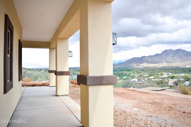 462 Calle Cipres, Rio Rico, AZ 85648