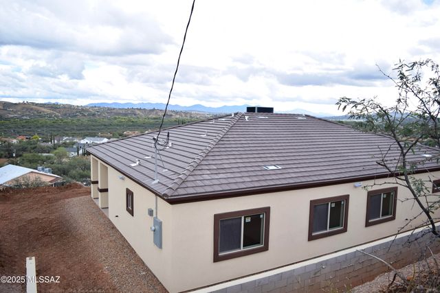 462 Calle Cipres, Rio Rico, AZ 85648