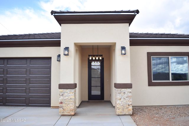 462 Calle Cipres, Rio Rico, AZ 85648