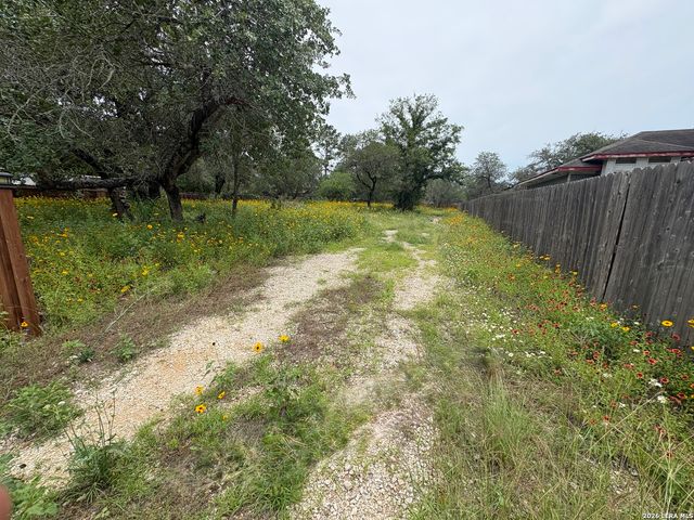 22847 Black Cherry, Elmendorf, TX 78112